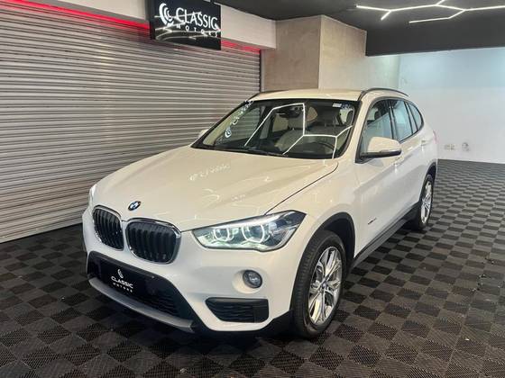BMW X1 2.0 16V TURBO ACTIVEFLEX SDRIVE20I 4P AUTOMÁTICO BMW X1 2.0 16V TURBO ACTIVEFLEX SDRIVE20I 4P AUTOMÁTICO